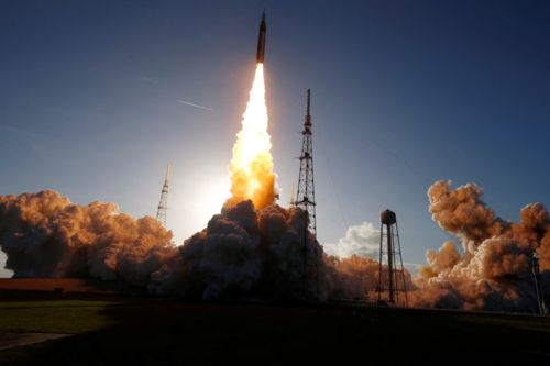 ''Artemis II'' Сансрын нисэгчид сар руу нислээ
